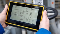 Industry-specific tablet devices that provide access to digital information can support plant employees for example with maintenance work. Under the banner of “Smart Manufacturing”, BASF evaluates opportunities for a more intensive use of digital technologies and applications in its plants with the goal of making production more efficient and even safer.